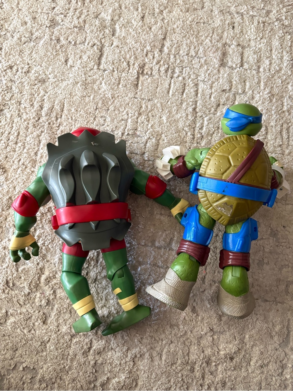 Teenage Mutant Ninja Turtle Action Figures 11 inch Leonardo Raphael - Picture 3 of 3